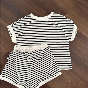 SHEIN Striped Black and White Lounge/Casual Set